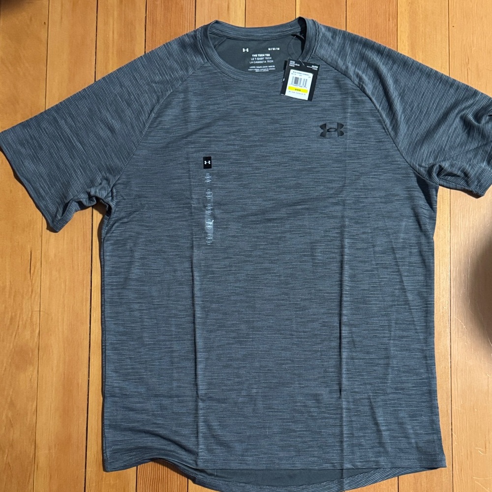 Under Armour T Shirt